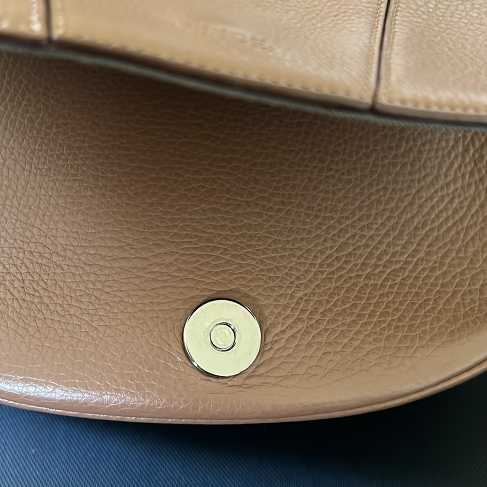 Vince Purse - Picture 7 of 11
